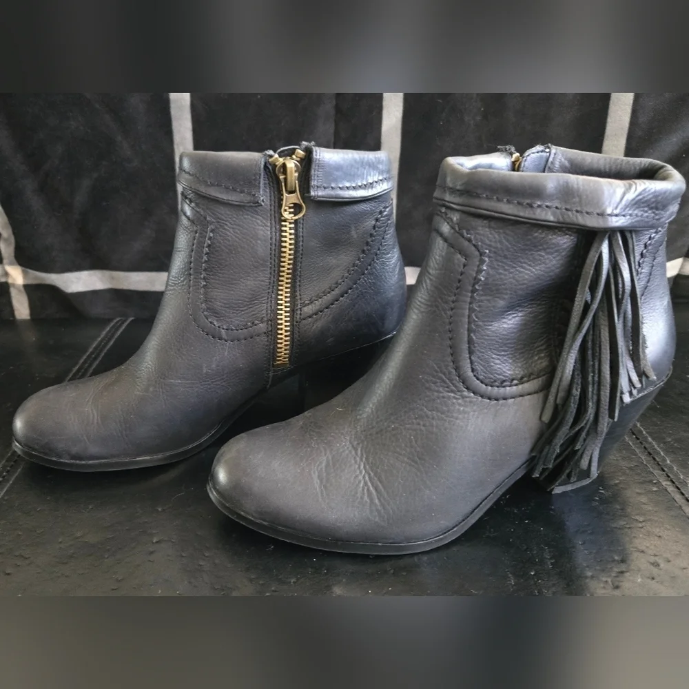 Sam Edelman step out